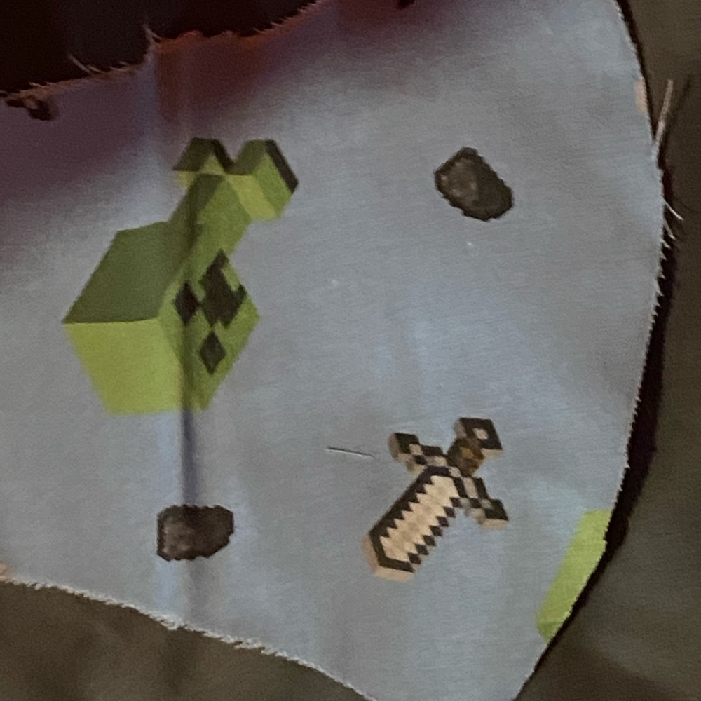 Minecraft creeper face mask olson